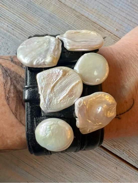 Handcrafted Black Leather Bracelet Genuine Button Pearls Statement Cuff - Picture 11 of 11